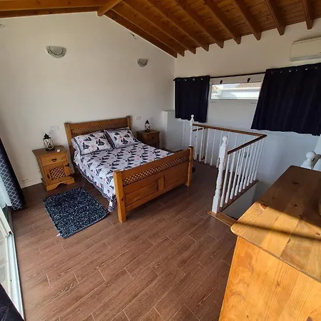 Dom wakacyjny Golfinhos House